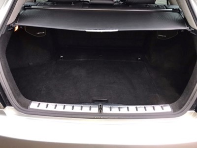 Lot 69 - 2003 Lexus IS300 Sport Cross