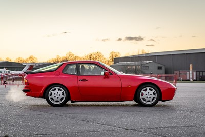 Lot 91 - 1990 Porsche 944 Turbo