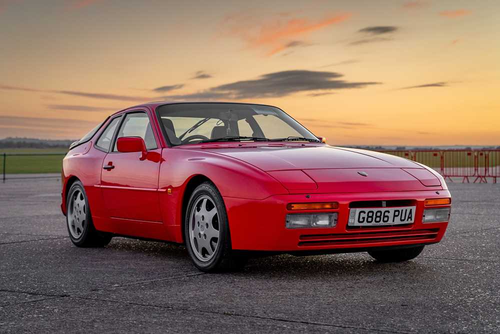 Lot 91 - 1990 Porsche 944 Turbo
