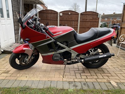 Lot 339 - 1987 Kawasaki GPZ 400R