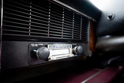 Lot 97 - 1973 Rover P5B Coupe