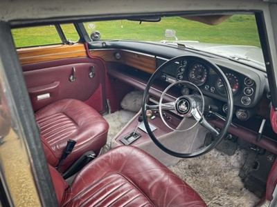 Lot 97 - 1973 Rover P5B Coupe