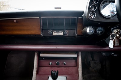 Lot 97 - 1973 Rover P5B Coupe
