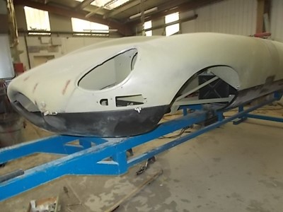 Lot 107 - 1962 Jaguar E-Type 3.8 Roadster