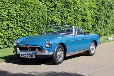 Lot 13 - 1973 MG B Roadster