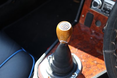 Lot 13 - 1973 MG B Roadster