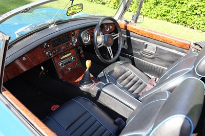 Lot 13 - 1973 MG B Roadster