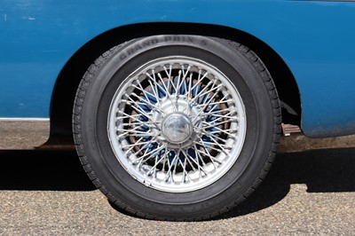 Lot 13 - 1973 MG B Roadster
