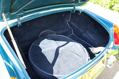 Lot 13 - 1973 MG B Roadster