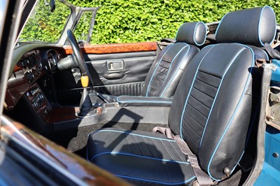 Lot 13 - 1973 MG B Roadster