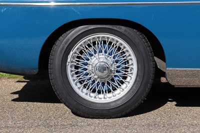 Lot 13 - 1973 MG B Roadster