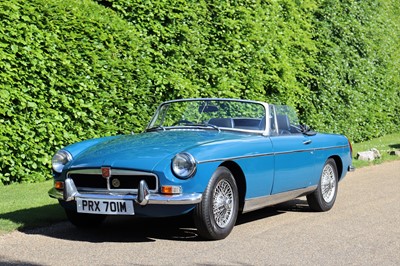 Lot 13 - 1973 MG B Roadster