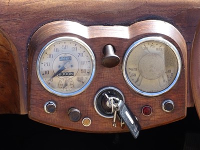 Lot 5 - 1949 Triumph 2000 Roadster