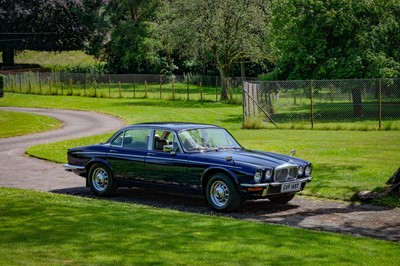 Lot 90 - 1979 Daimler Sovereign Vanden Plas