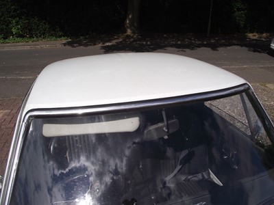 Lot 1971 MG B GT