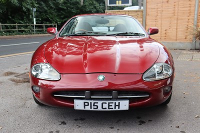 Lot 1999 Jaguar XK8 Coupe