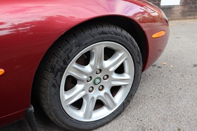 Lot 1999 Jaguar XK8 Coupe