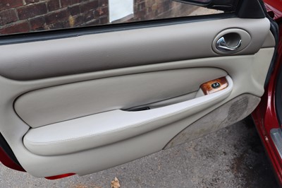 Lot 1999 Jaguar XK8 Coupe