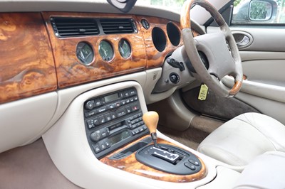 Lot 1999 Jaguar XK8 Coupe