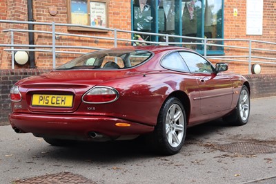 Lot 1999 Jaguar XK8 Coupe