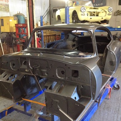Lot 1965 Jaguar E-Type 4.2 Coupe