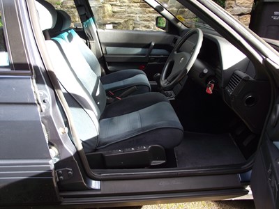 Lot 76 - 1988 Alfa Romeo 164