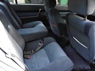 Lot 76 - 1988 Alfa Romeo 164