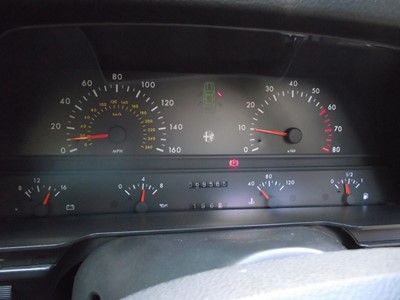 Lot 76 - 1988 Alfa Romeo 164