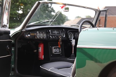 Lot 31 - 1969 MG C Roadster