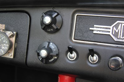 Lot 31 - 1969 MG C Roadster