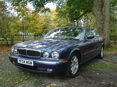 Lot 41 - 2004 Jaguar XJ6 V6