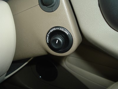 Lot 41 - 2004 Jaguar XJ6 V6