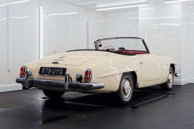 Lot 79 - 1960 Mercedes-Benz 190 SL