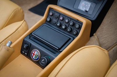 Lot 3 - 1991 Alfa Romeo Spider 2.0 S4