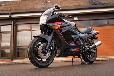 Lot 434 - 1987 Kawasaki ZX 1000 A2