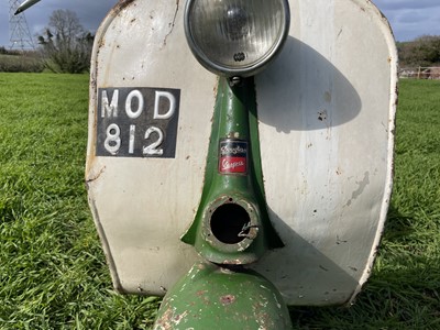 Lot 3 - 1951 Vespa Douglas Rod Model