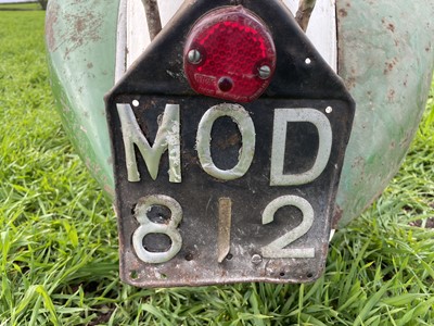 Lot 3 - 1951 Vespa Douglas Rod Model