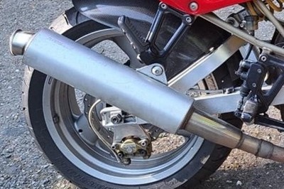 Lot 105 - 1996 Ducati 900SS
