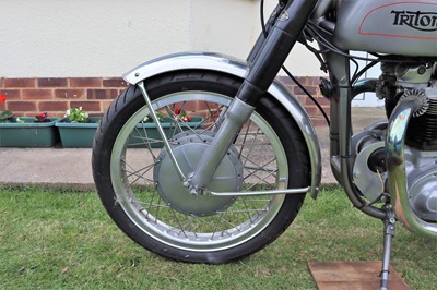 Lot 267 - 1954 Triton