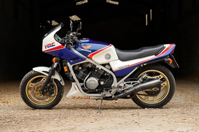 Lot 194 - 1984 Honda VF750FD
