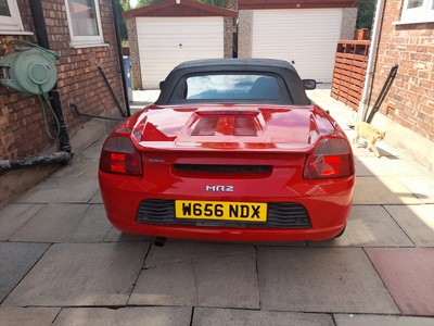 Lot 2000 Toyota MR2 VVTI