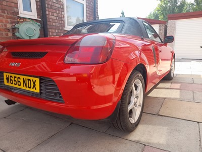 Lot 2000 Toyota MR2 VVTI