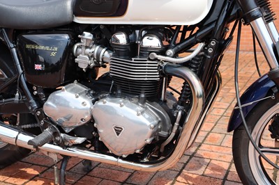 Lot 111 - 2009 Triumph Bonneville 865 SE