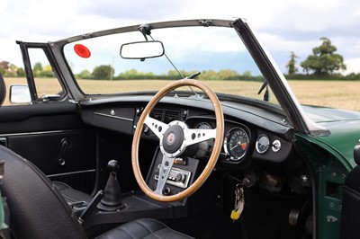 Lot 1974 MG B Roadster