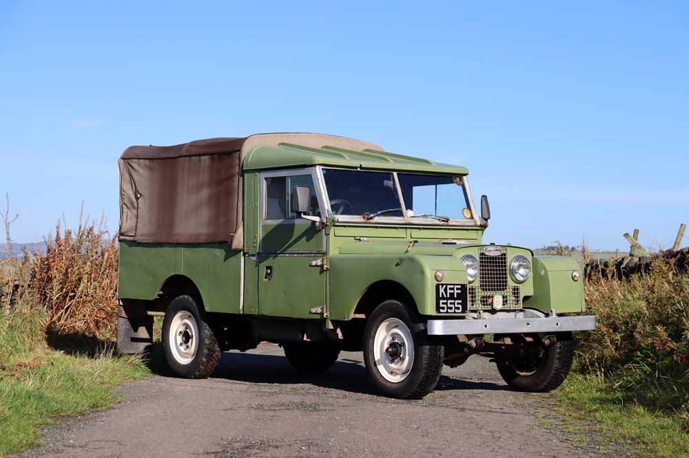 Lot 104 - 1955 Land Rover Series I 107''
