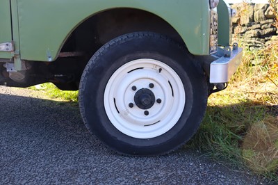 Lot 104 - 1955 Land Rover Series I 107''