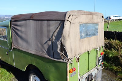 Lot 104 - 1955 Land Rover Series I 107''