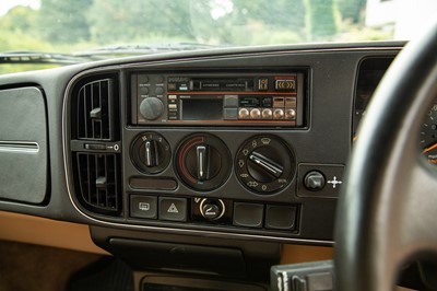 Lot 111 - 1990 Saab 900 Turbo 16 Convertible
