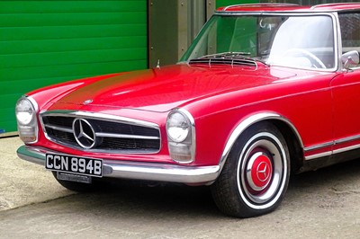 Lot 18 - 1964 Mercedes-Benz 230SL