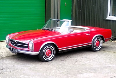 Lot 18 - 1964 Mercedes-Benz 230SL